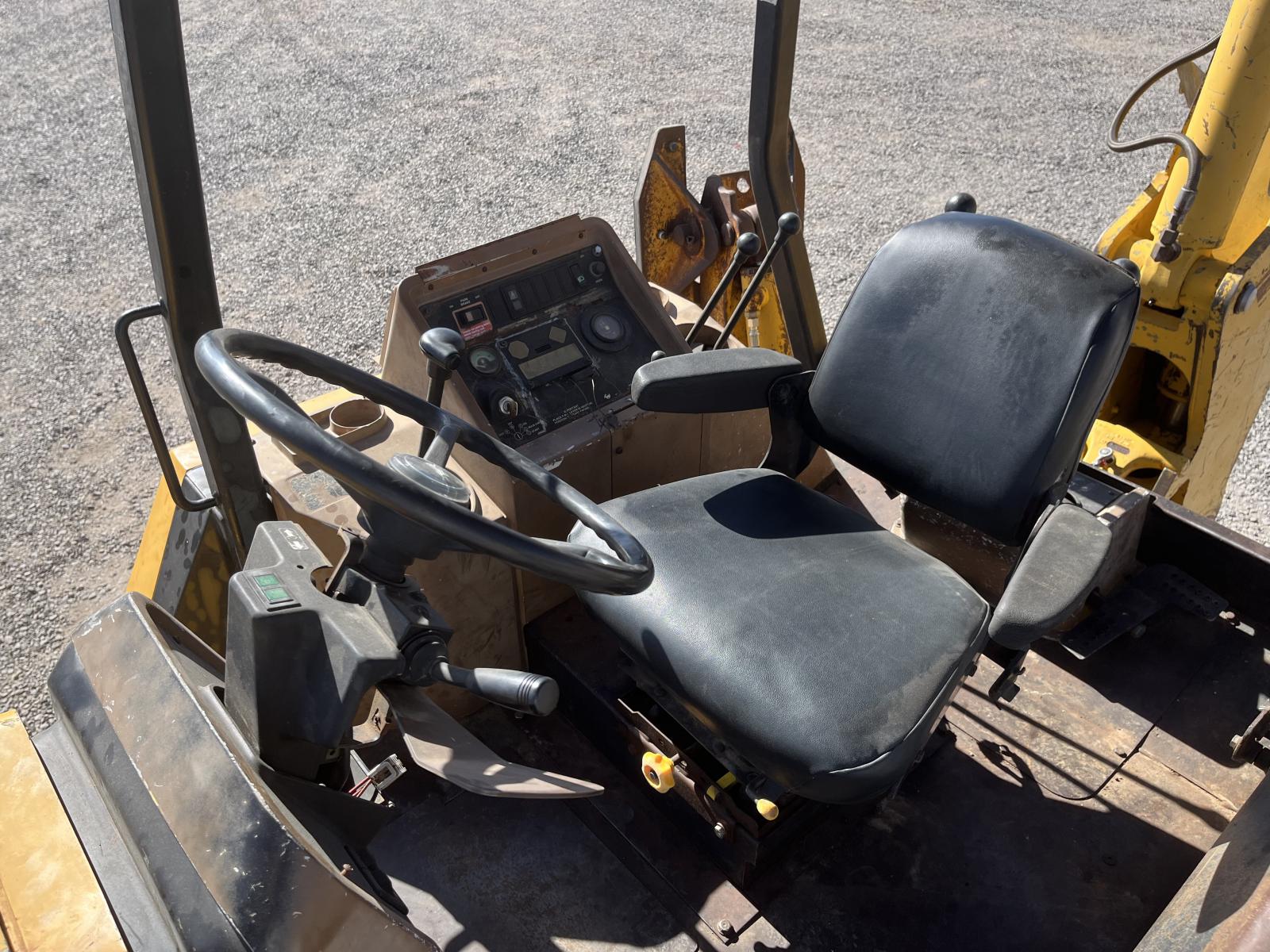 ./imagenes/INVOICE/2019/17329/JOHN DEERE 310D  (3).JPG